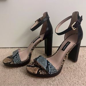 Nine West Platform Snake Print Heels Size 7